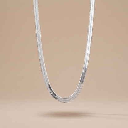 Asea Tarifa Herringbone Chain Choker — Silver Color