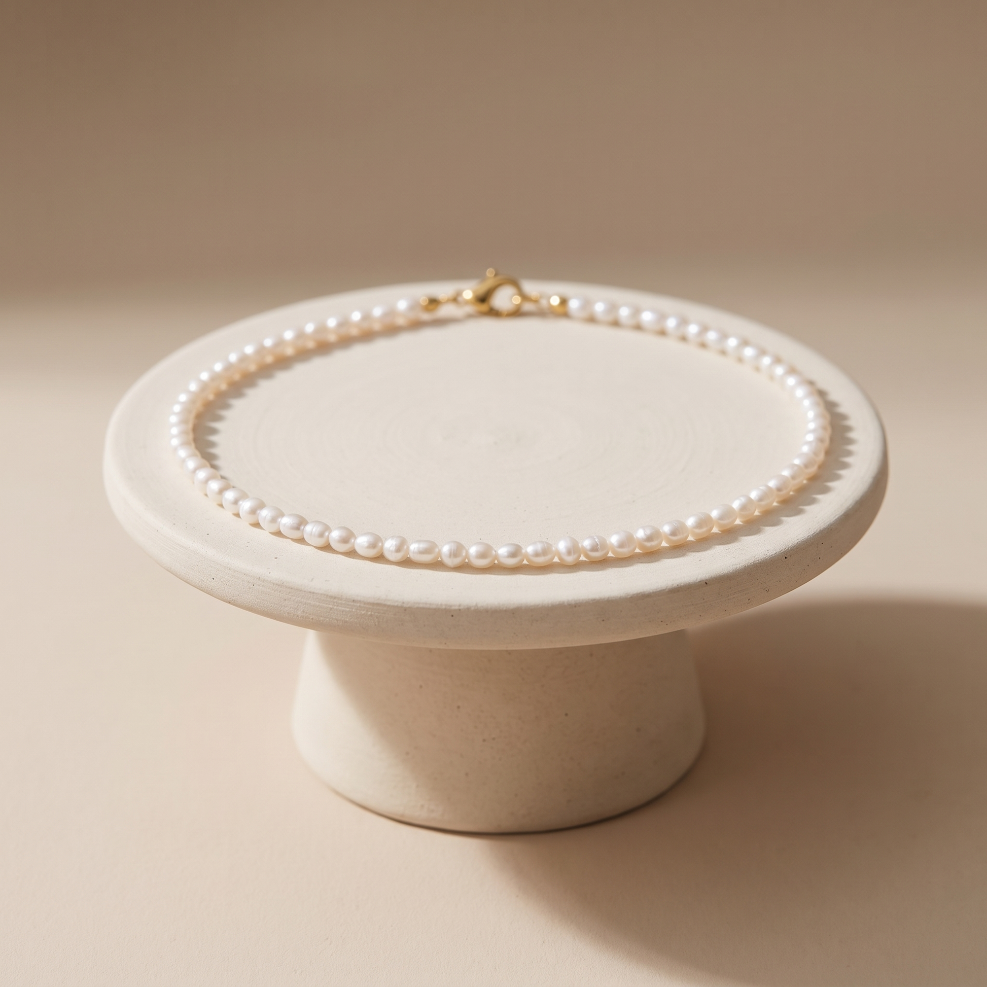 Asea Dainty Pearl Choker — angle