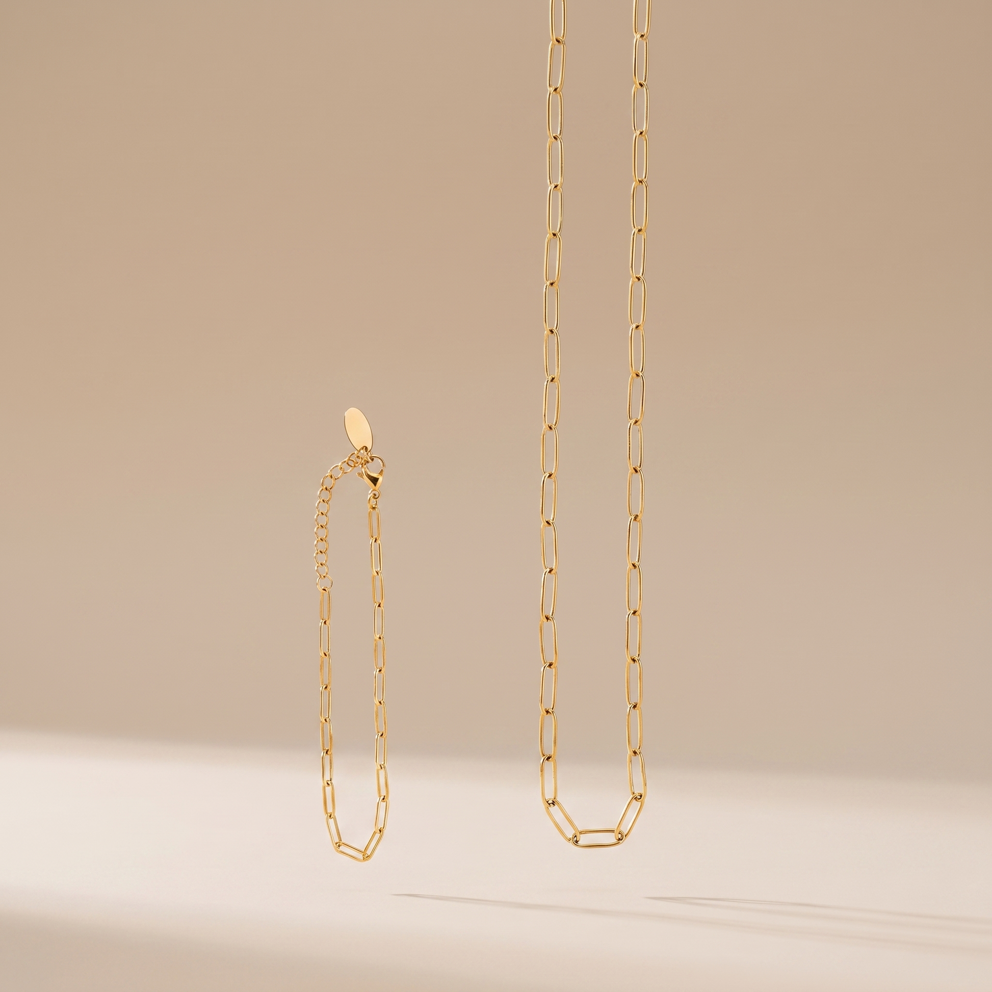 Asea Paperclip Necklace and Bracelet Set — front view