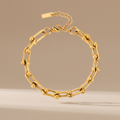 Asea Island Link Chain Bracelet — front view