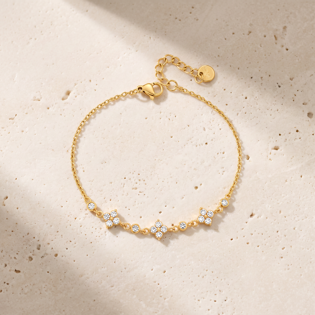 Marisol Clustered Clover Bracelet