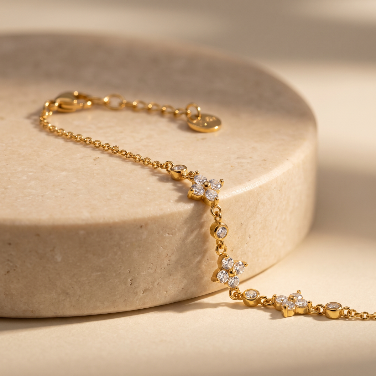 Marisol Clustered Clover Bracelet