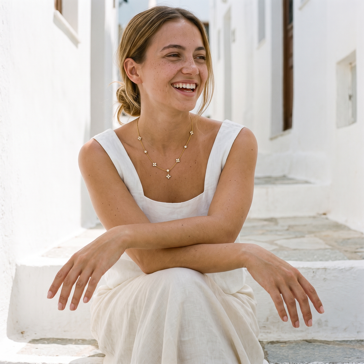 Caleta Drifting Clover Necklace