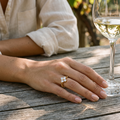 Solene Raised Clover Ring